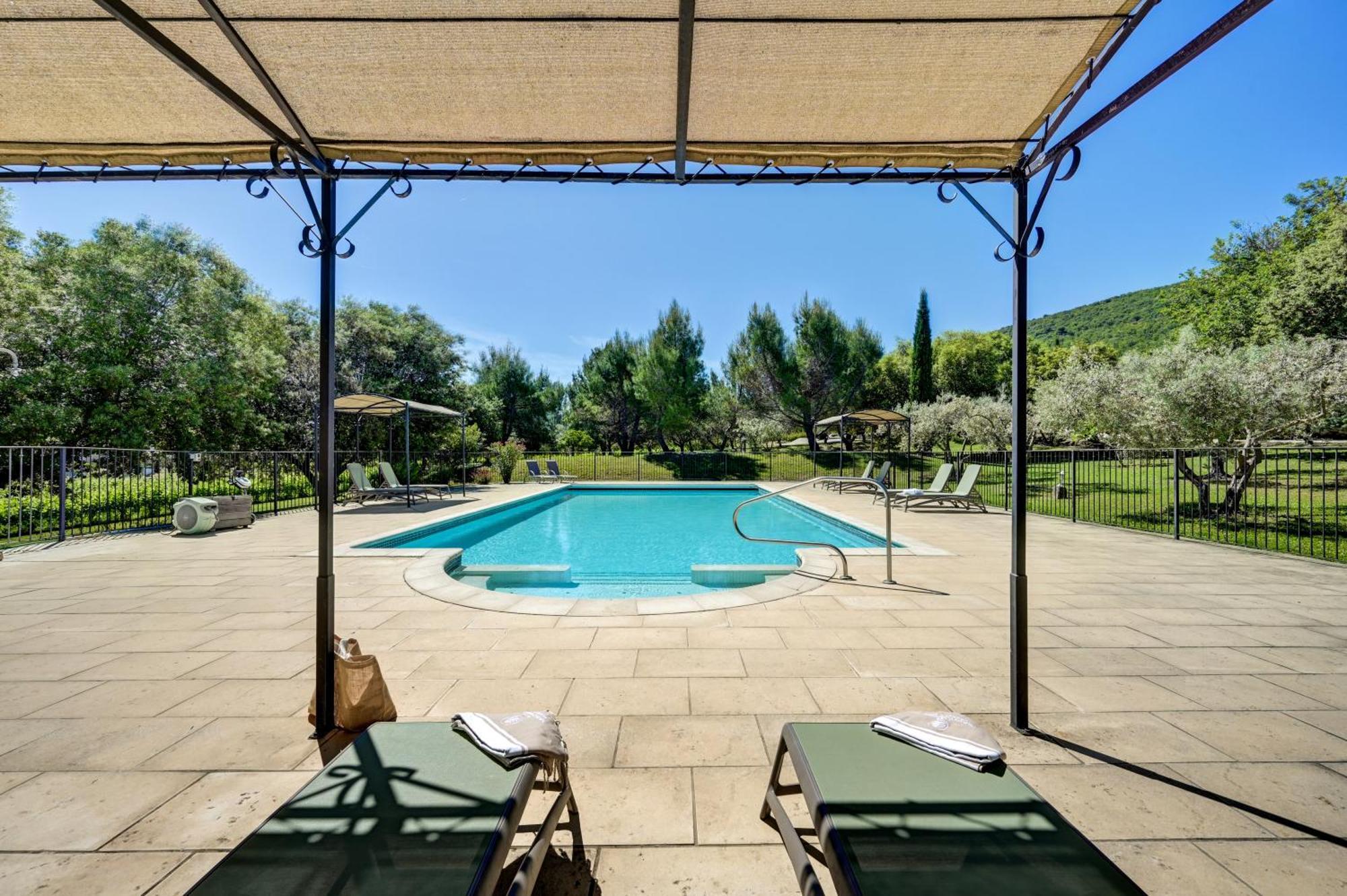 Clos Saint-Michel Resort & Spa Malaucène Zewnętrze zdjęcie